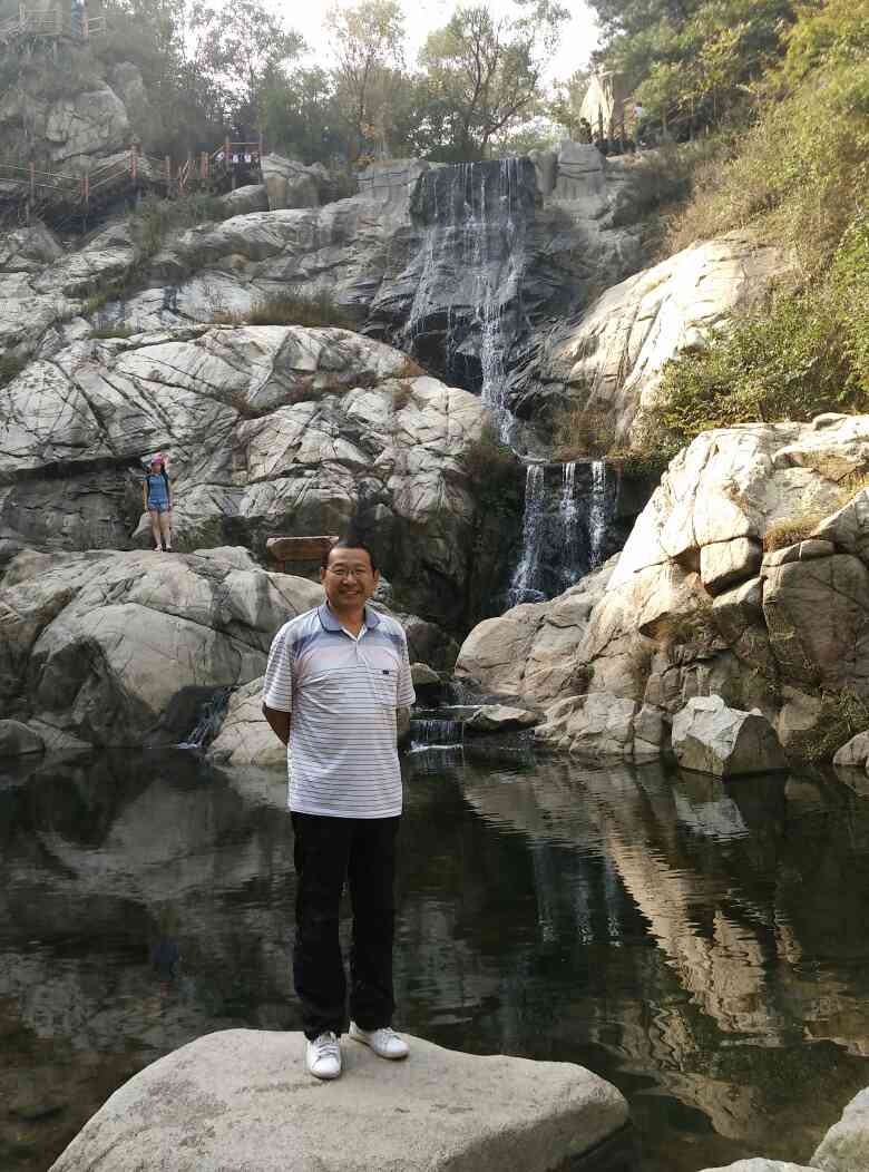 刘曰章