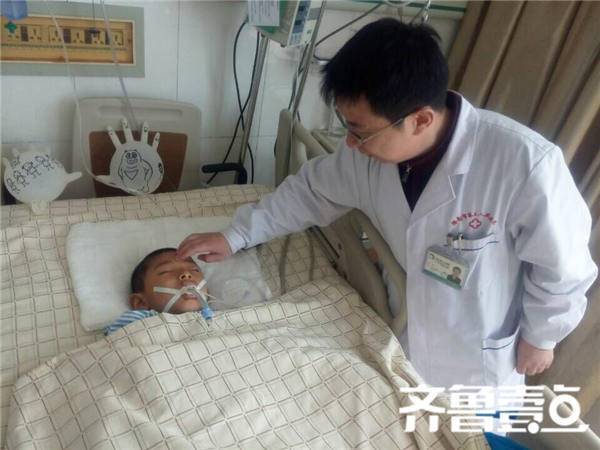 小家研仍旧未醒,现肢体无意识动作,未脱离危险