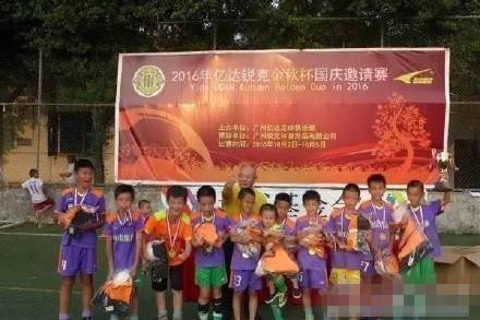 撸个串|餐厅让顾客任意付钱结果7天亏近10万!