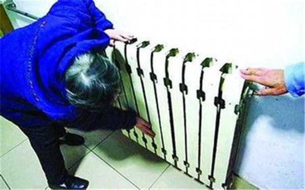 到2018年底，山东省农村幼儿园中小学养老院都要供暖