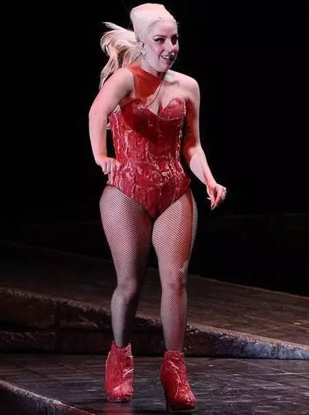 lady gaga也是一不小心胖成一坨