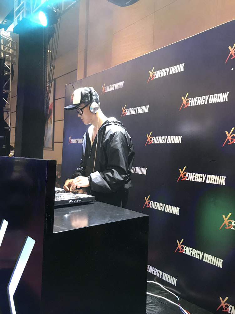 安利旗下运动营养饮料XS上市 助力品牌年轻化